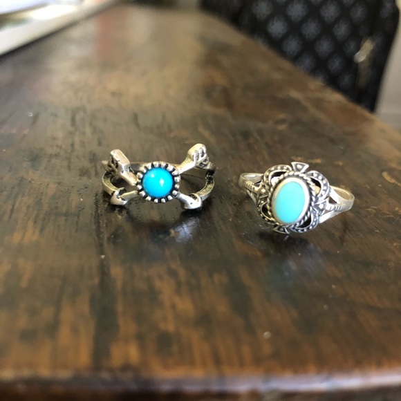 Jewelry - Picture 2 of 2